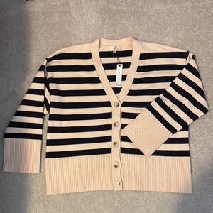 NWT Entro M oversized black & cream striped cardigan.